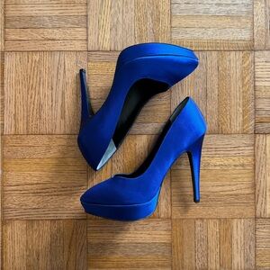 Nina satin blue heels in pristine condition. Size 7.5 with 5 inch heel